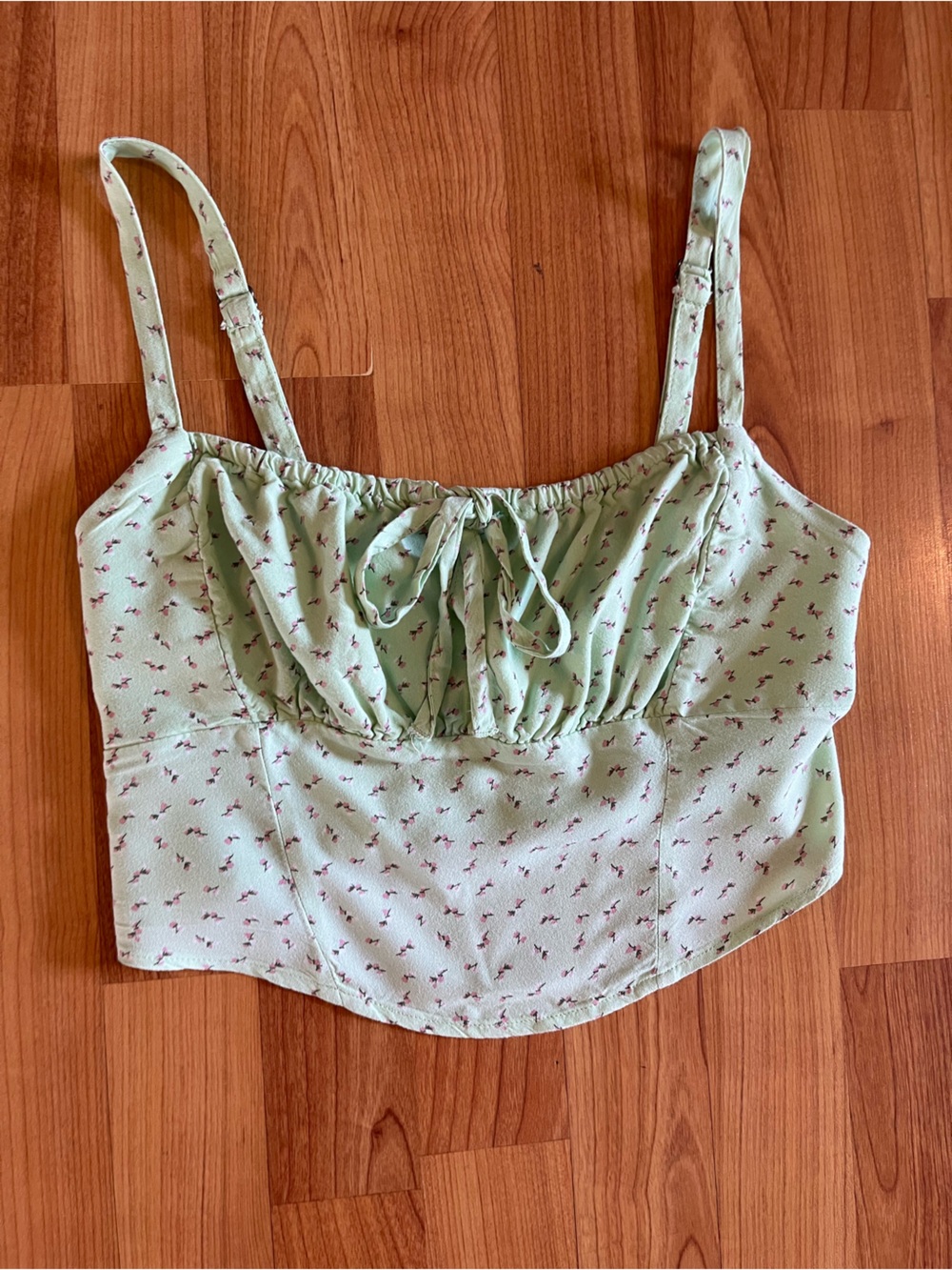 Aeropostale Women’s Mint Green Floral Tie-Front Crop Top
